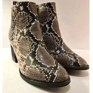 Blondo Women's Ankle Boots Snake Print Size 7.5